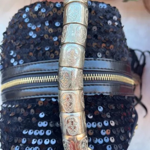 Vintage sequined handbag - Brass Handle With decorative design - Picture 5 of 5